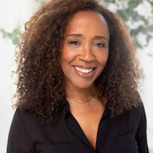 THE POWER OF ART AND PHILANTHROPY: STEPHANIE ELLIS-SMITH'S ENDURING IMPACT 